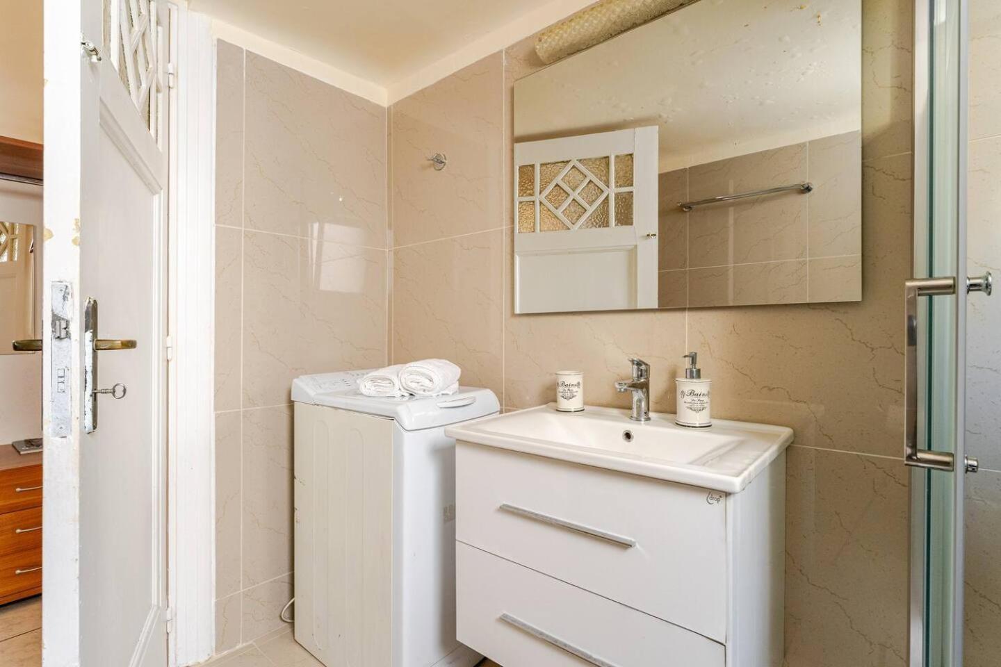 Appartement John'S Athenian Beauty 45M2 , Metro 7' Extérieur photo